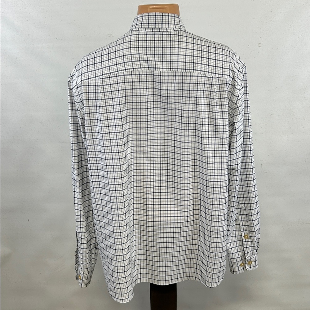 Orvis long sleeve button down collar shirt.  L - Picture 6 of 9